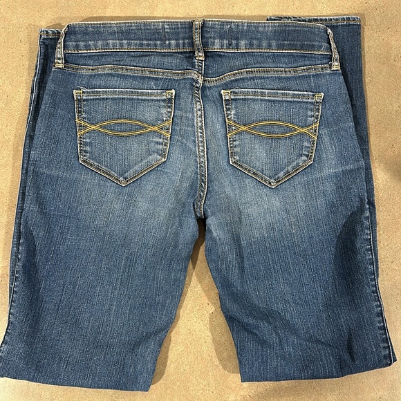 Abercrombie & Fitch Skinny Jeans Size 2R - Picture 4 of 5